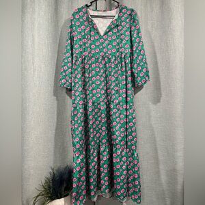 Chic Floral Long Sleeve Dress in Green and Pink